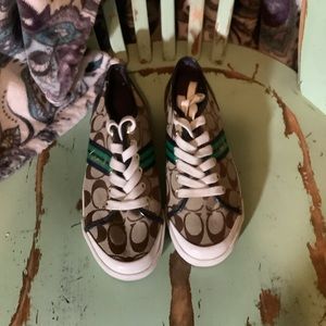 6.5 Coach shoes